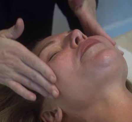 Exosomes Facial In-Treatment